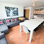 Flat 25