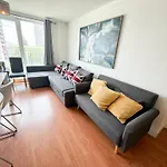 Flat 25