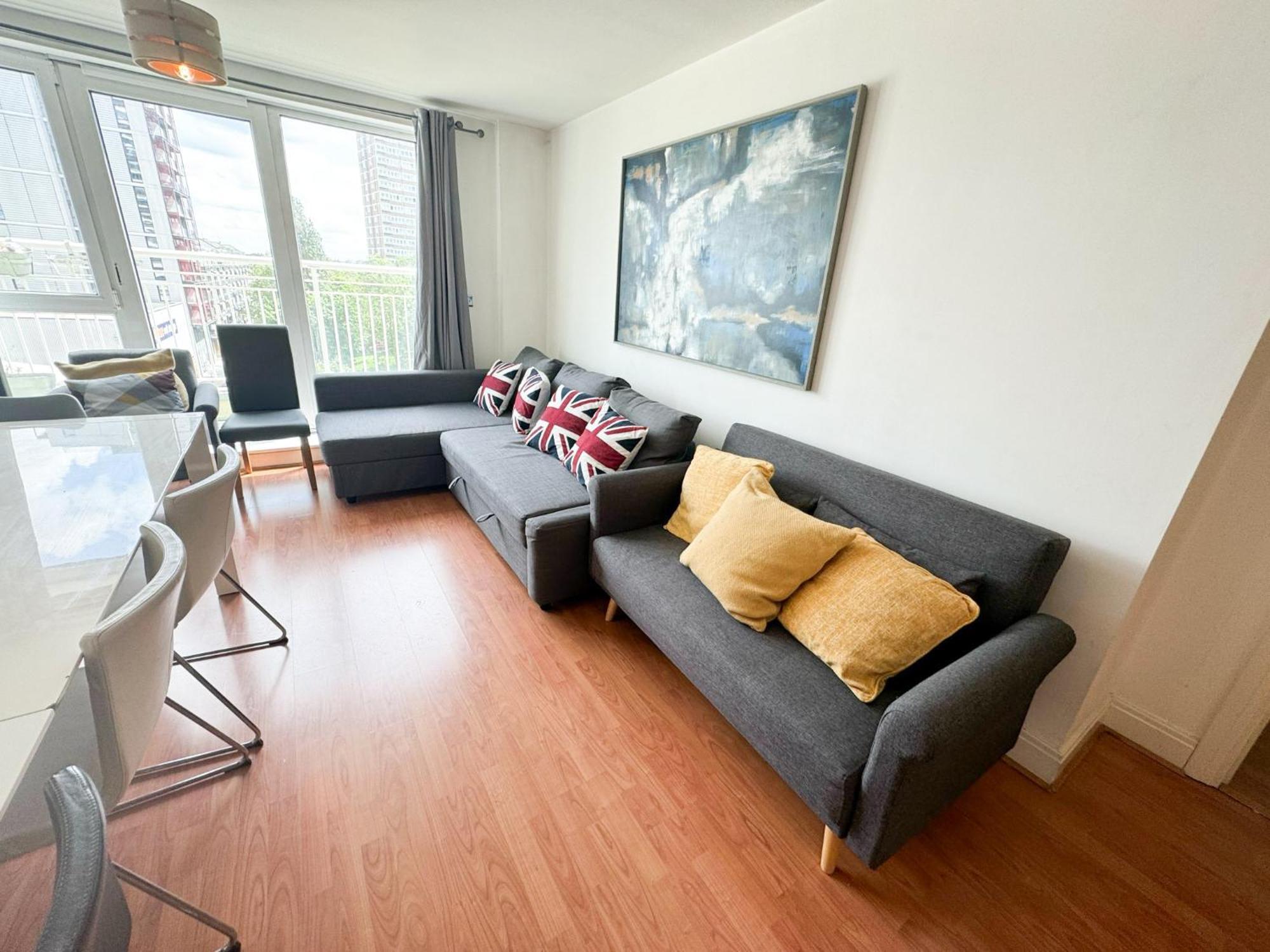 Flat 25