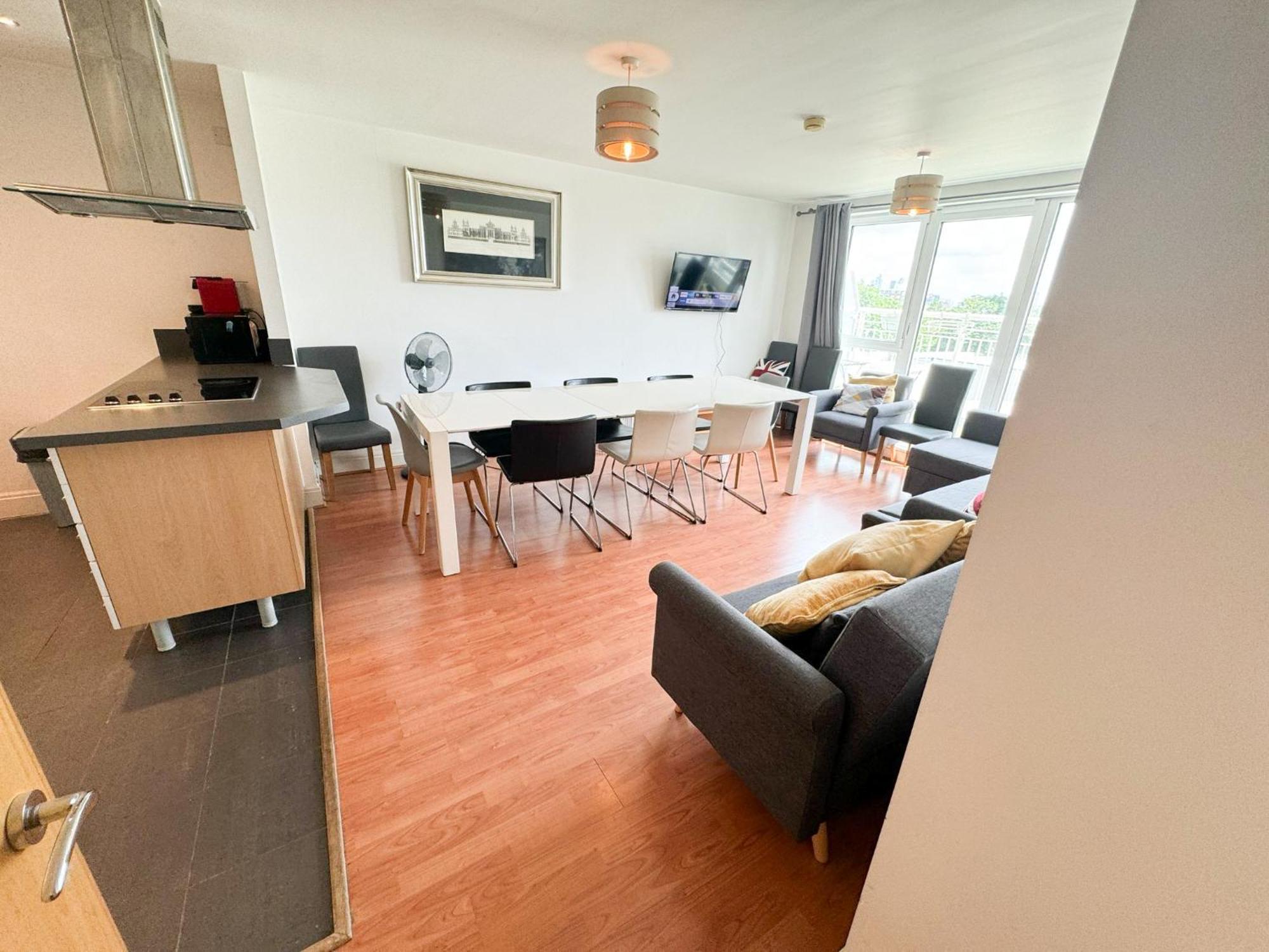 Flat 25 * Londra